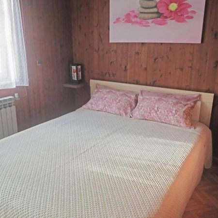 Cozy Apartment Alma, Two Steps From The Sea Medulin Exterior foto